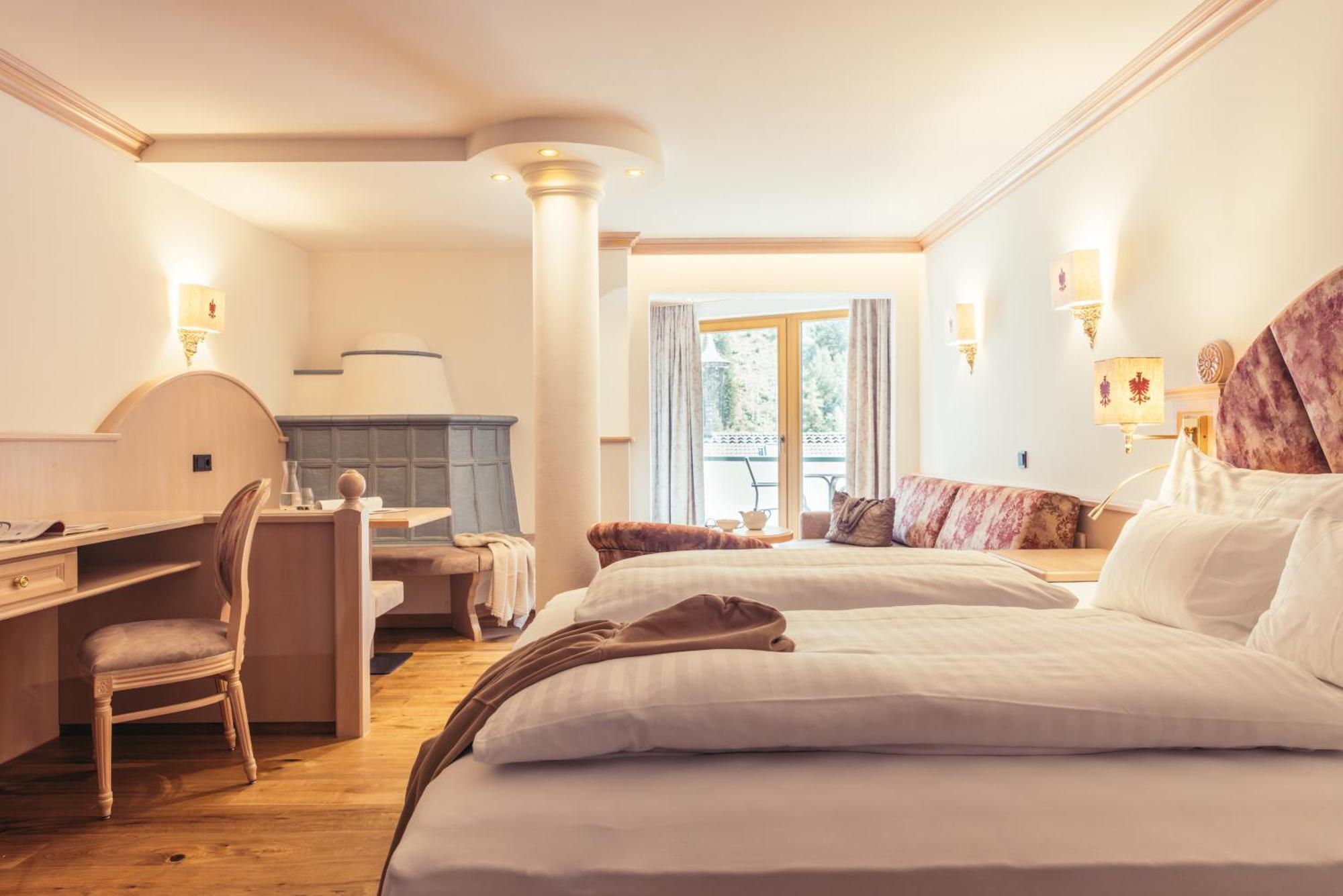 Hotel NeuhinterТукс Экстерьер фото