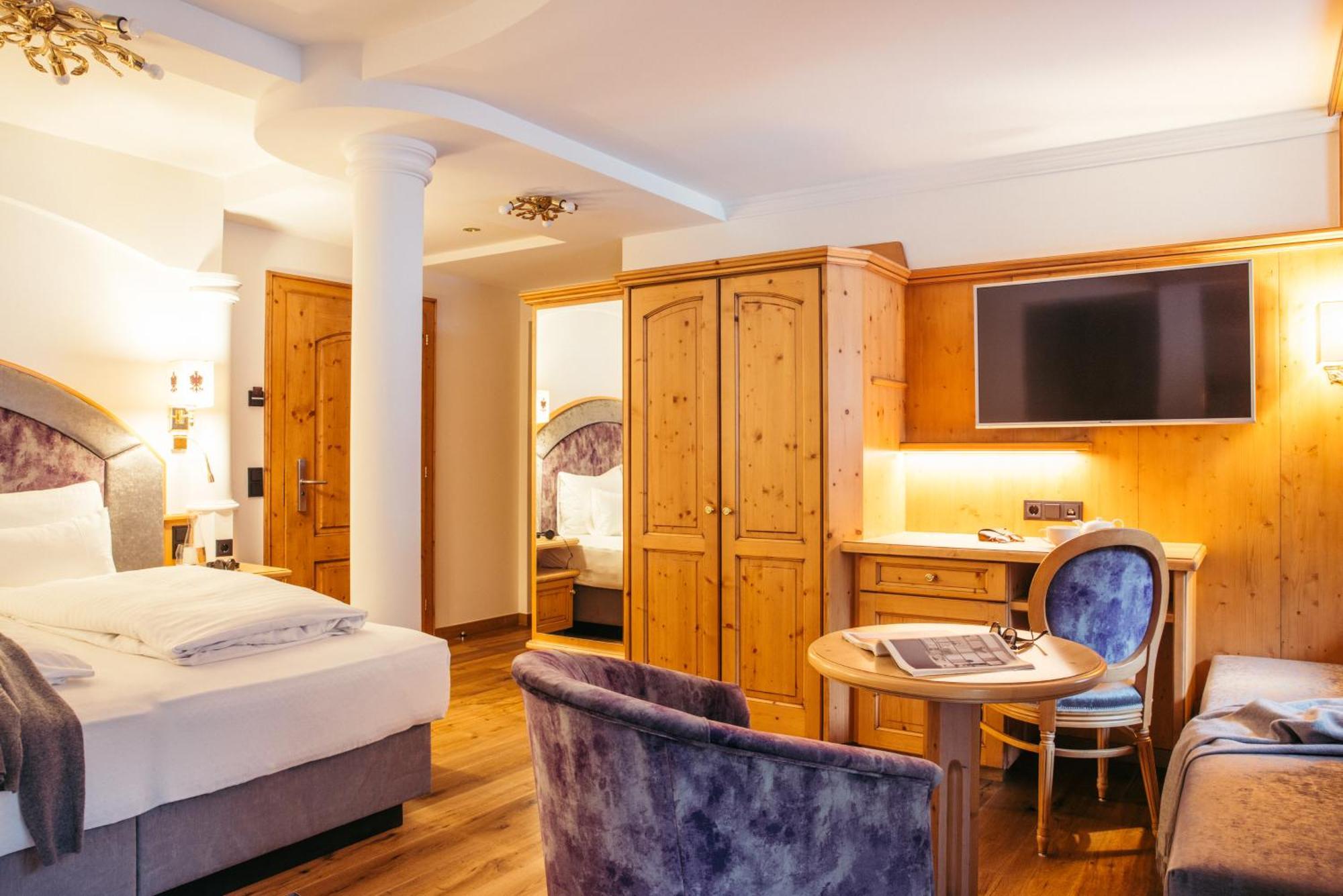 Hotel NeuhinterТукс Экстерьер фото