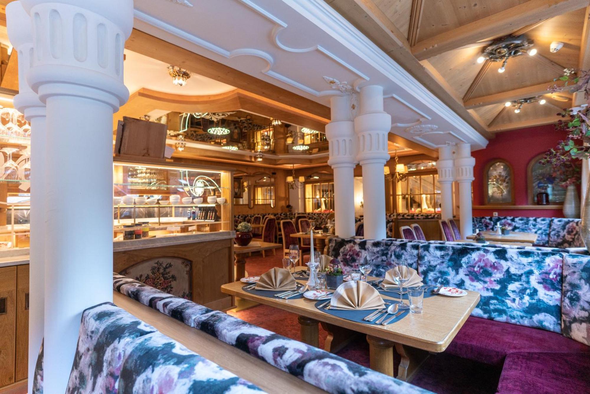 Hotel NeuhinterТукс Экстерьер фото