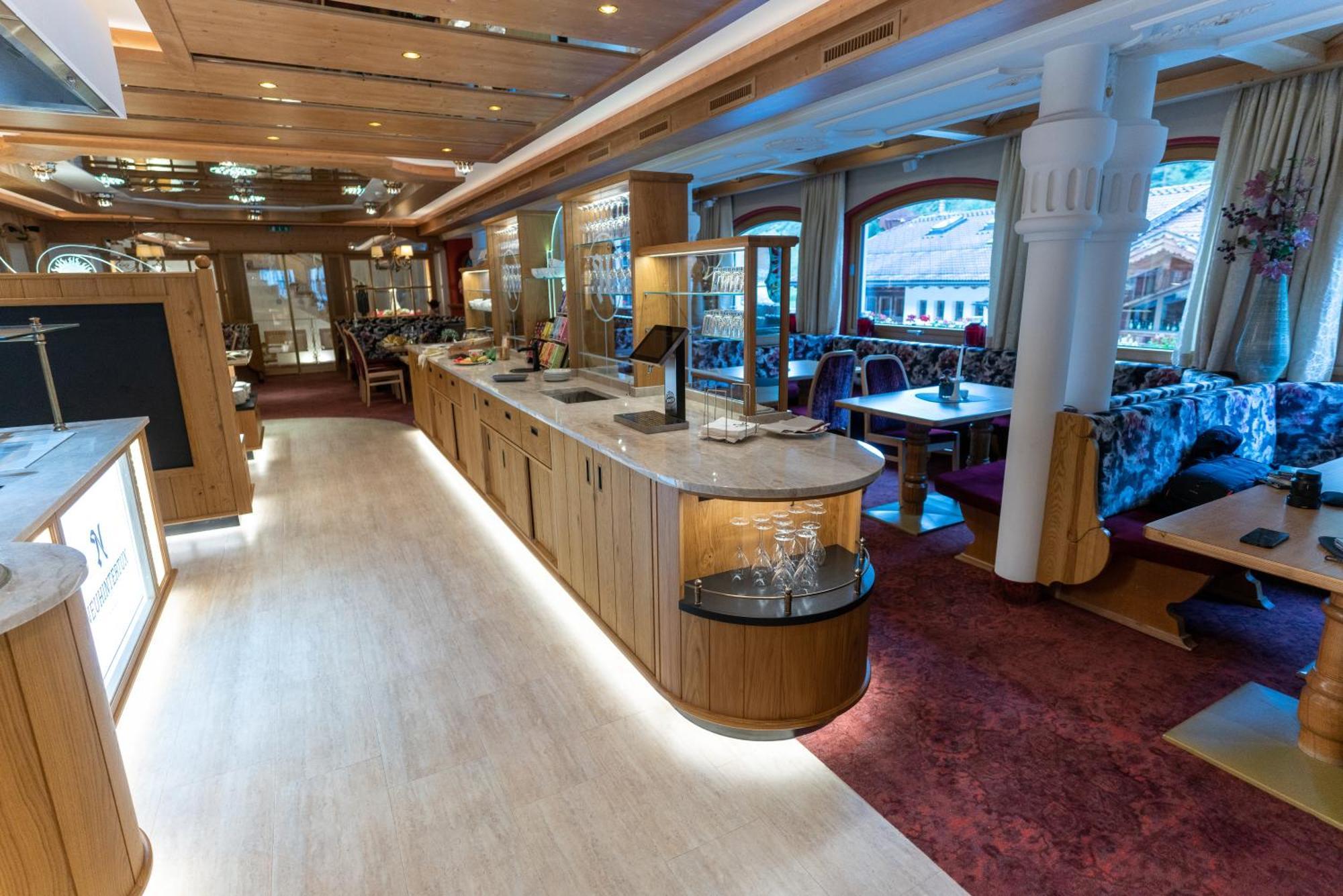 Hotel NeuhinterТукс Экстерьер фото