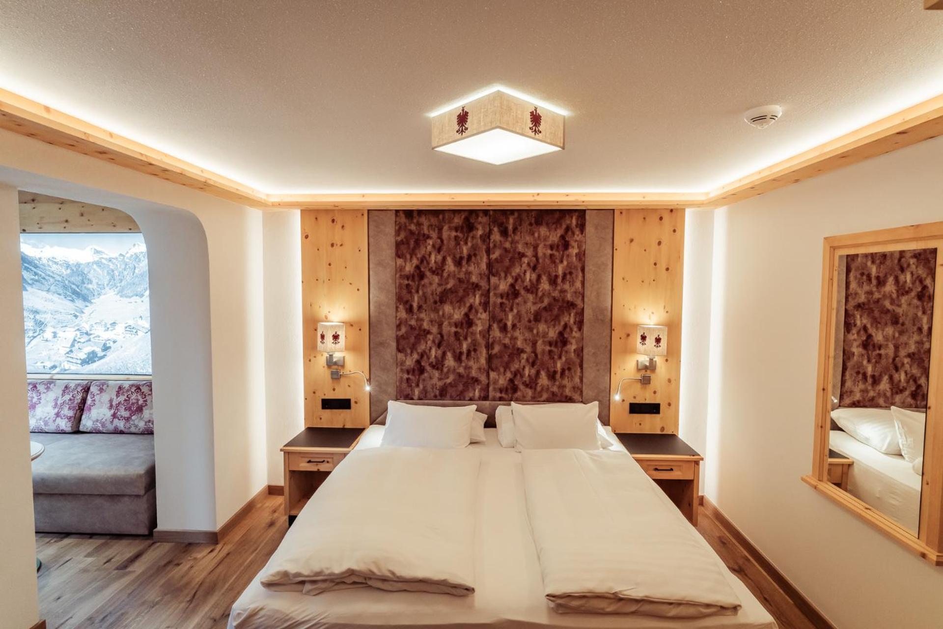 Hotel NeuhinterТукс Экстерьер фото